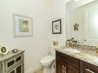 Venice Condo 930642