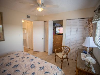 Treasure Island Condo 930651 Treasure Island Condo 930651