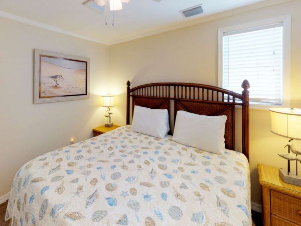 Madeira Beach House Great for Reunions