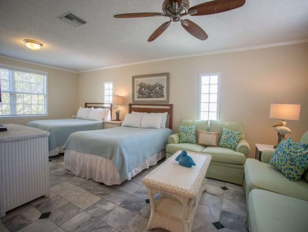 Madeira Beach House Great for Reunions