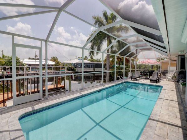 Waterfront Vacation Home In Matlacha Isles Gulf Access Canal