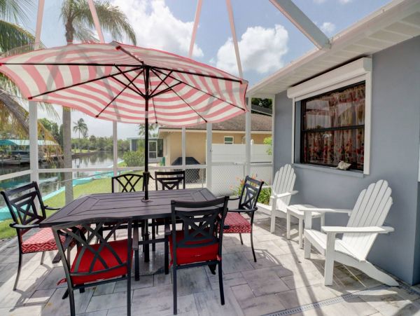 Waterfront Vacation Home In Matlacha Isles Gulf Access Canal