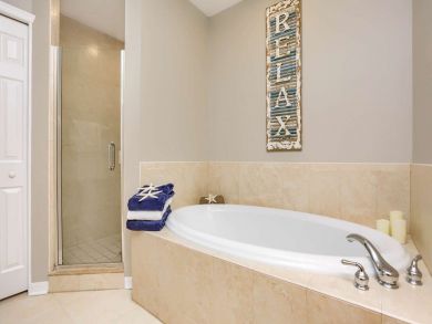 Clearwater Condo 930684 Clearwater Condo 930684