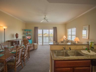 Treasure Island Condo 930685