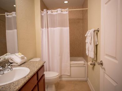 Treasure Island Condo 930685