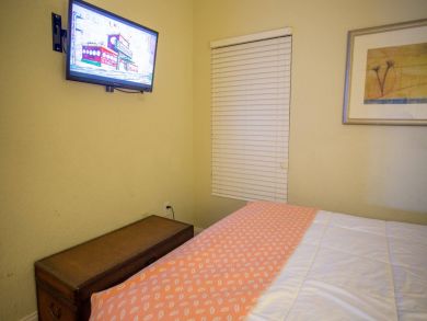 Treasure Island Condo 930685