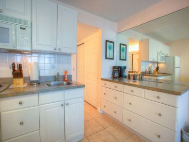 Treasure Island Condo 930699 Treasure Island Condo 930699