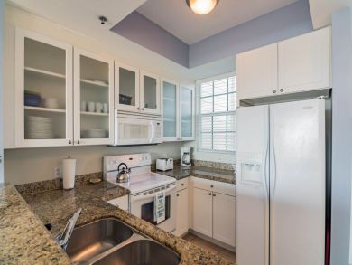St. Petersburg Home 930701
