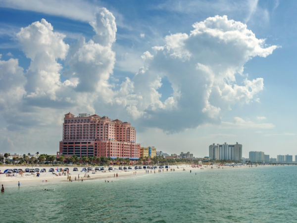 Clearwater waterfront condo short walk to beach