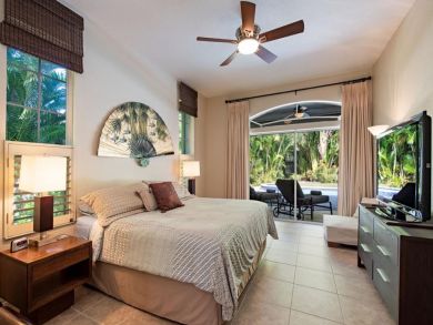 Four Bedroom Pool Home in Naples