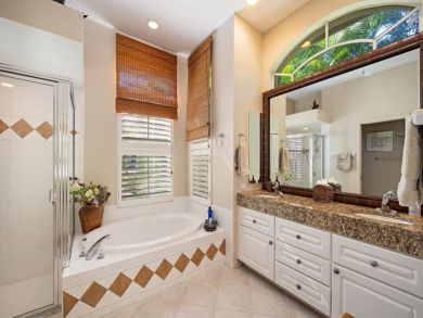 Four Bedroom Pool Home in Naples