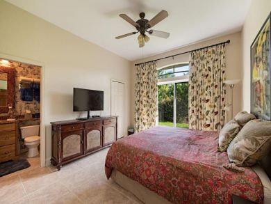 Four Bedroom Pool Home in Naples