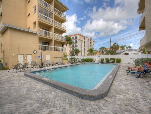 Vacation Rental Stylish Steps From Sandy Beach