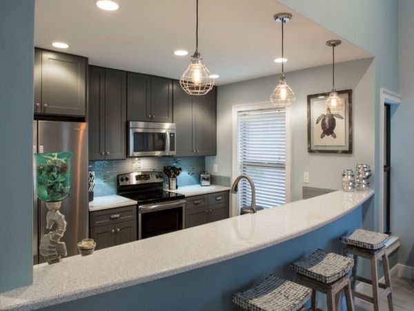 Vacation Rental Stylish Steps From Sandy Beach