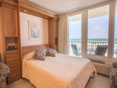 Treasure Island Condo 930737