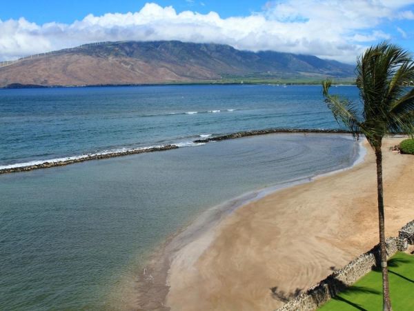 Three Bedroom Oceanfront Maui Condo