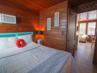 Treasure Island Home 930748