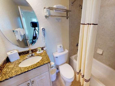 Treasure Island Condo 930760