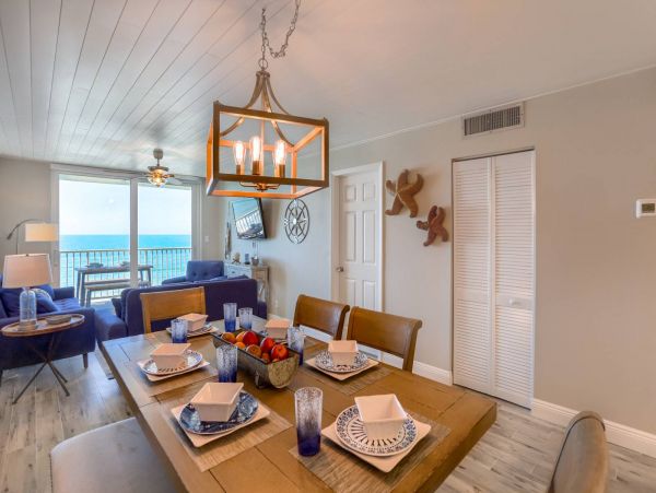 Beachfront Three Bedroom Vacation Rental Condo in Indian Shores