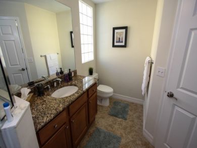 St. Petersburg Home 930769
