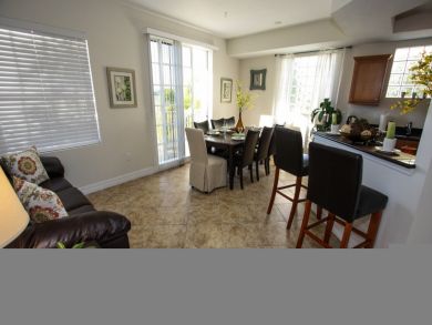 St. Petersburg Home 930769