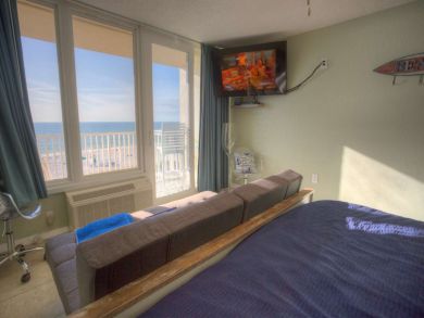 Treasure Island Condo 930770 Treasure Island Condo 930770