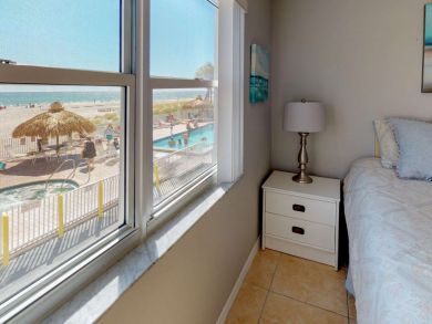 Indian Rocks Indian Shores Condo 930785