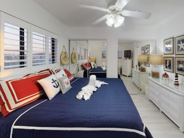 One bedroom Oceanfront Vacation Condo