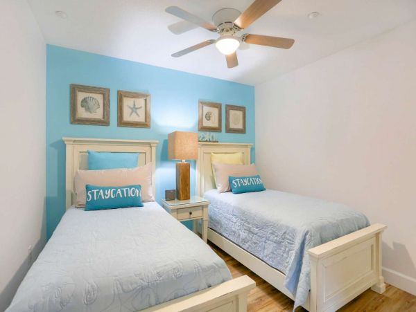 On Beach Indian Rocks Vacation Condo Four Bedrooms Sleeps 10