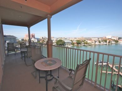 Clearwater Condo 930822