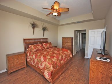 Clearwater Condo 930822