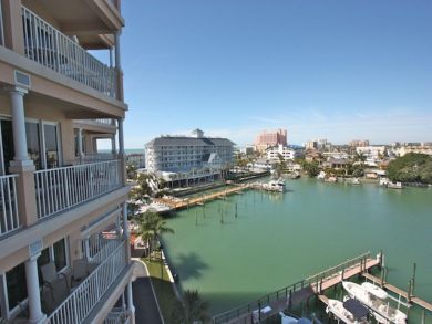 Clearwater Condo 930822