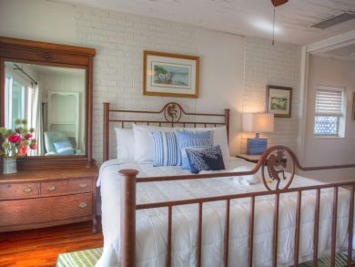 Treasure Island Home 930834