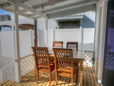 Treasure Island Home 930834