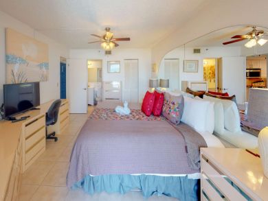 St. Petersburg Condo 930842