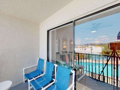 St. Petersburg Condo 930842