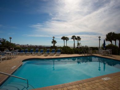 St. Petersburg Condo 930842