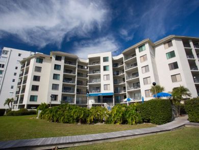 St. Petersburg Condo 930842