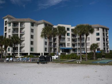 St. Petersburg Condo 930842