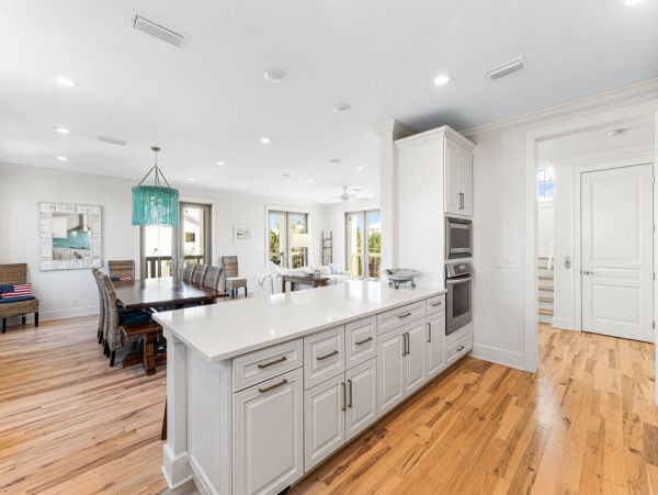 Gorgeous Vacation Rental  Steps from the Beach