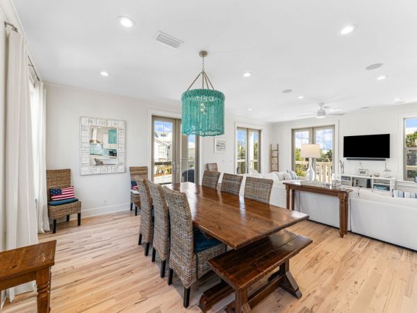 Gorgeous Vacation Rental  Steps from the Beach