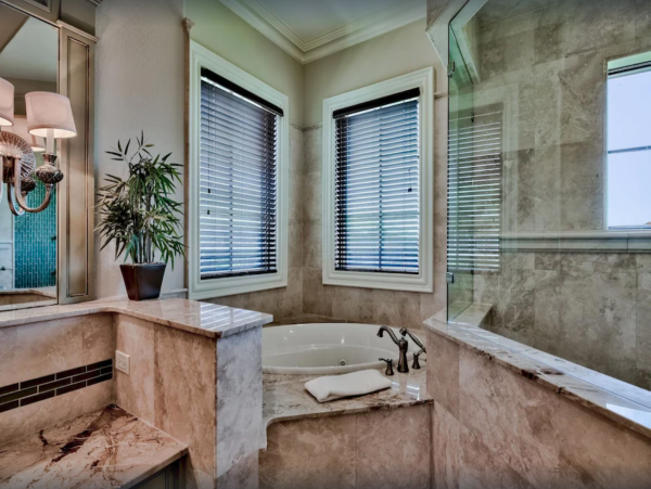 Luxury Home 7 Bedrooms with Great Views, Private Pool & Spa