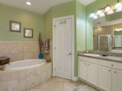 Clearwater Condo 930970