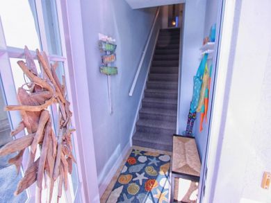 St. Petersburg Home 930986