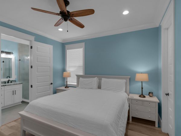 Luxury 7 Bedroom Vacation Pool Home in Destin Close to Beach