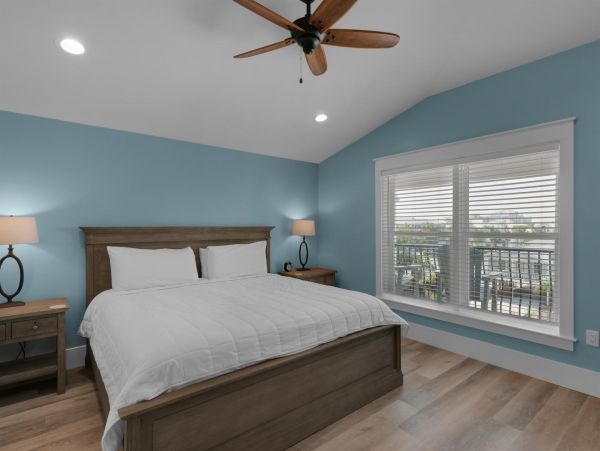 Luxury 7 Bedroom Vacation Pool Home in Destin Close to Beach