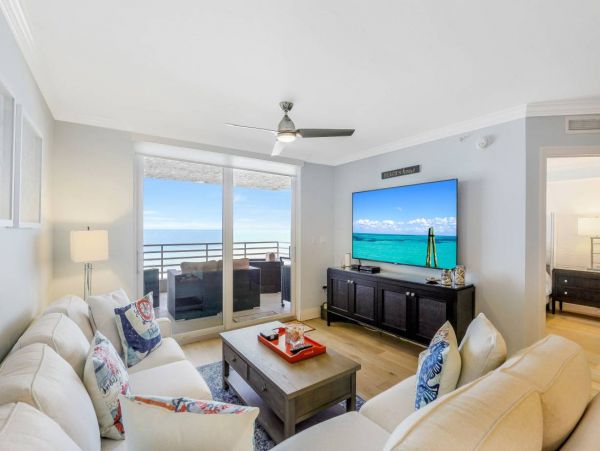 Gulf Front Two Bedroom Vacation Condo in Marco Island