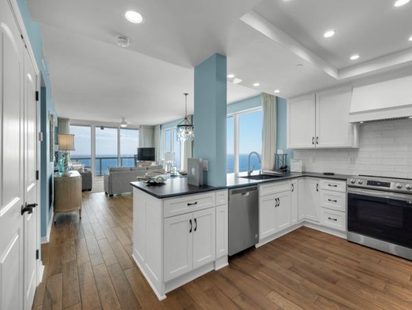 Gulf Front Three Bedroom Vacation Rental in Navarre Beach