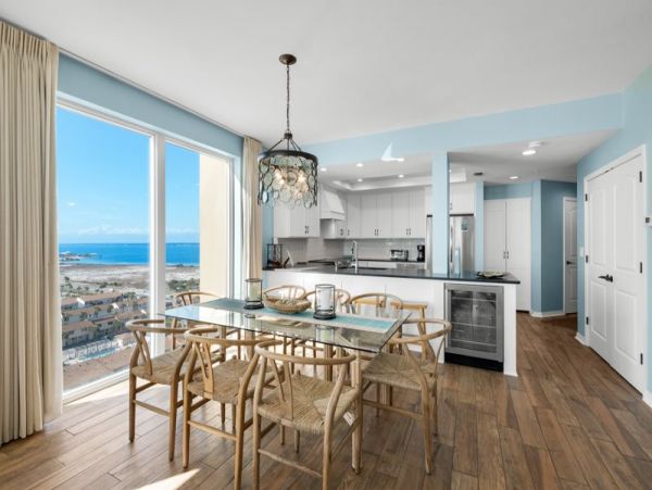 Gulf Front Three Bedroom Vacation Rental in Navarre Beach