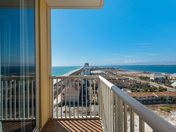 Gulf Front Three Bedroom Vacation Rental in Navarre Beach